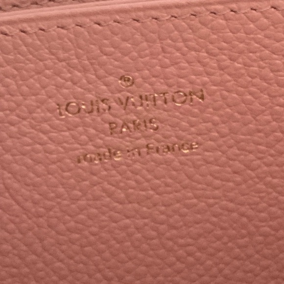 Sold Rare Louis Vuitton Rose Ballerine Zippy - Picture 10 of 13